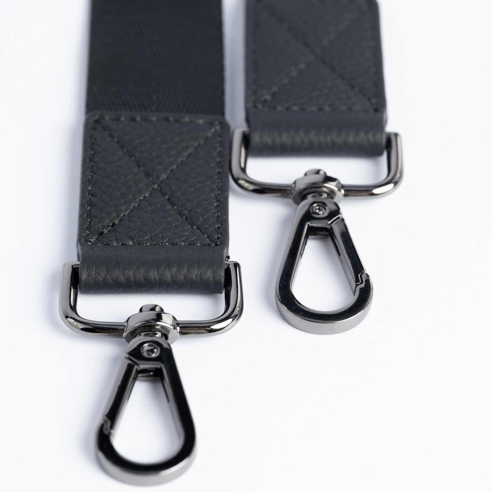 Motion Crossbody Sling
